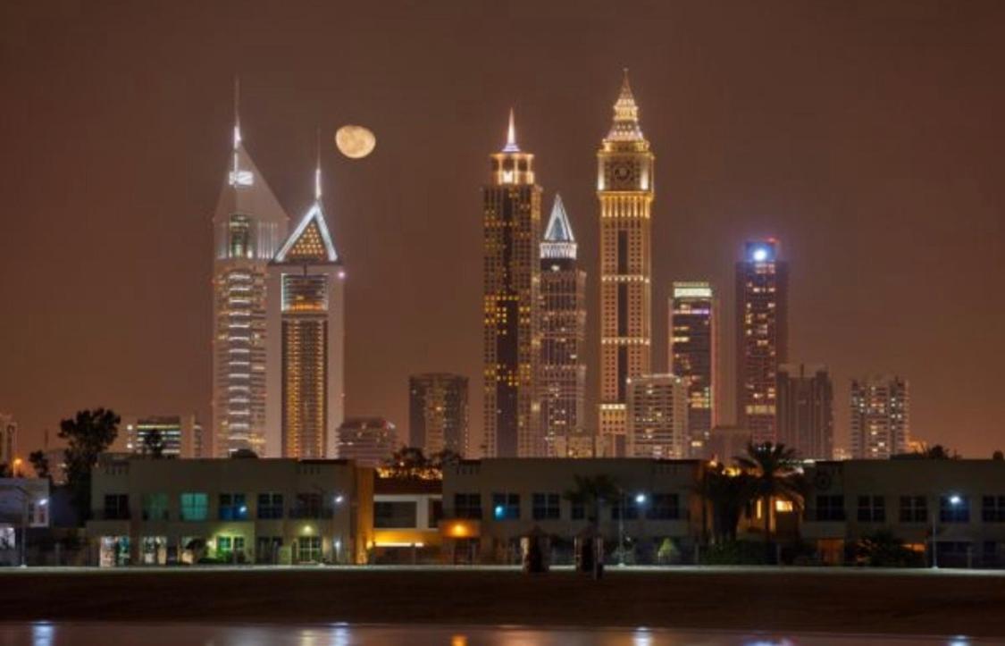 Grand Mercure Hotel Dubai Exteriör bild